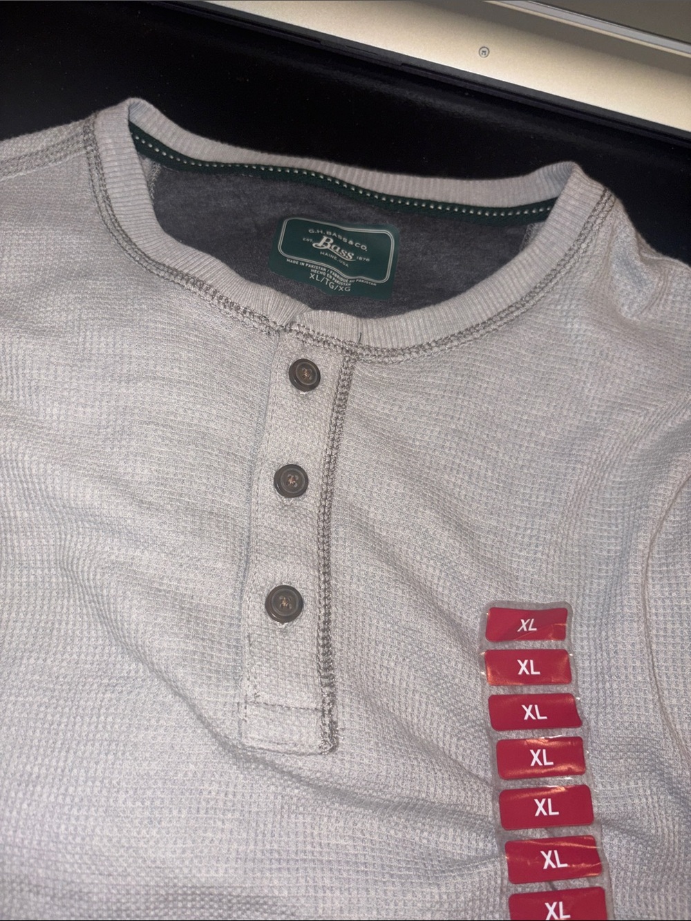 Bass Men’s Light Gray Long Sleeve Henley Shirt